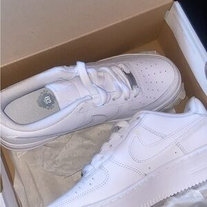 NEW Size 5 White Air Forces